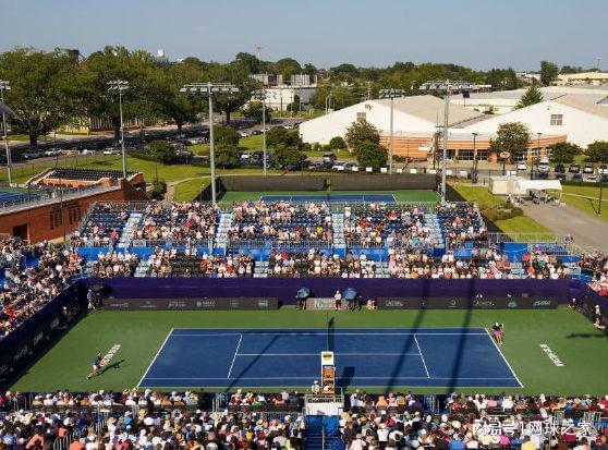 米兰体育中国官网-小布阿昺输球，小黄携二金花进正赛，王右救赛点徒劳，莎娃传喜讯